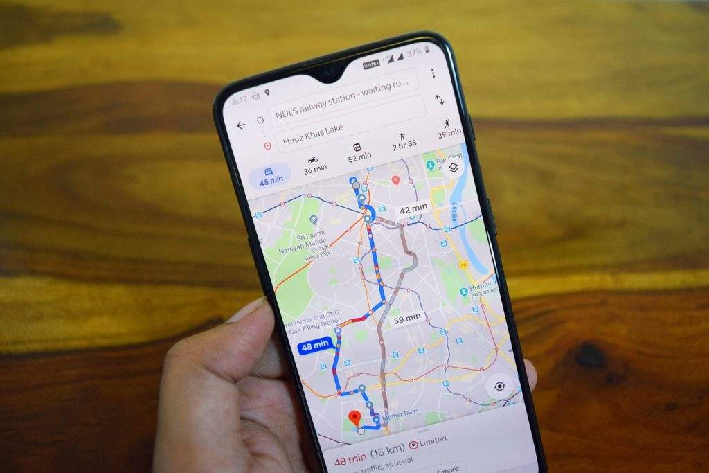 Ricerca di un’attività su Google Maps dal telefono